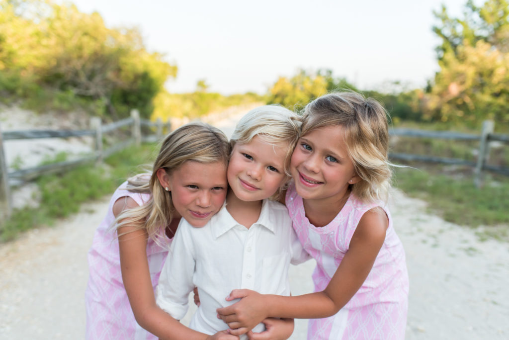 what to wear for family beach photos