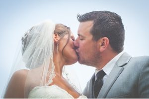 first kiss wedding pictures south jersey wedding