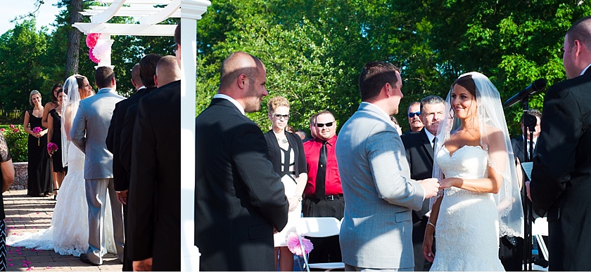 sunny outdoor wedding ceremony pictures