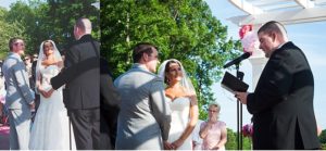pretty sunny wedding ceremony photos outside