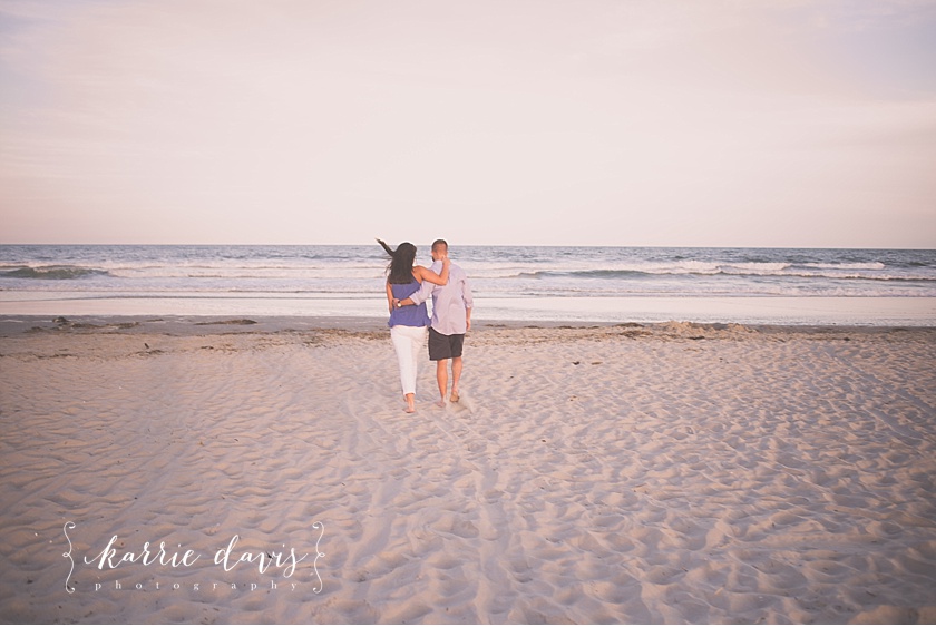 beach couples photos at the Jersey Shore.
