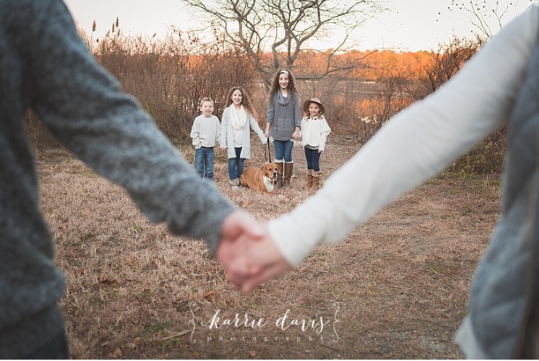 What a cute idea for family pictures with dogs. Love this idea and pose. Photos by South Jersey Photographer, Karrie Davis.