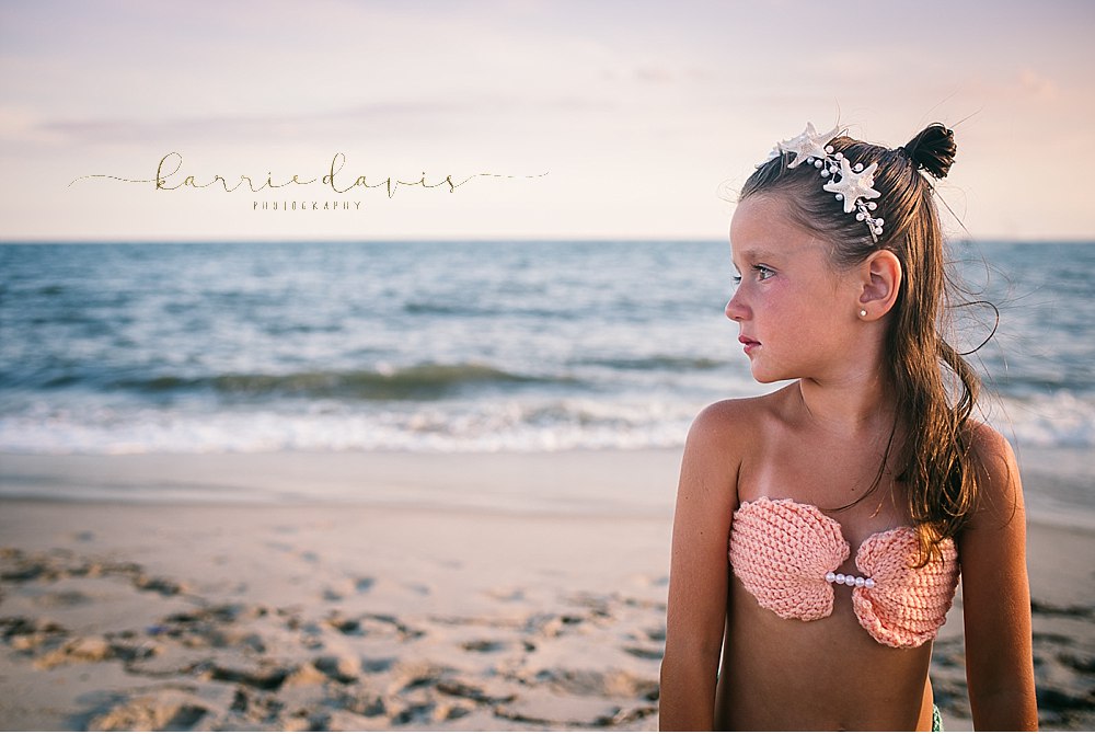 How cute is this mermaid outfit for preteens, love the seashell head band