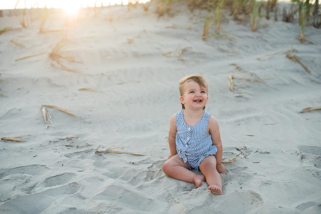 beach photo with toddlers